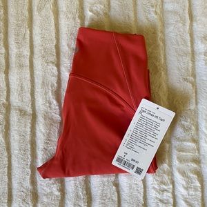 NWT Lululemon Train Times Pant 25”